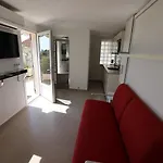 Renove Avec Terrasse, Climatisation Et Wifi Gratuit - Fr-1-196-166 아파트 멍똥