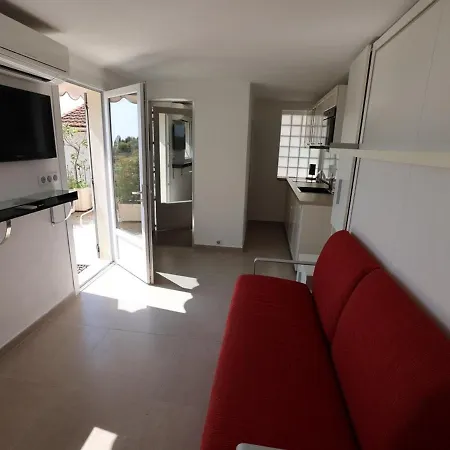 Renove Avec Terrasse, Climatisation Et Wifi Gratuit - Fr-1-196-166 公寓 芒通