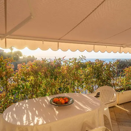 Renove Avec Terrasse, Climatisation Et Wifi Gratuit - Fr-1-196-166 Διαμέρισμα *