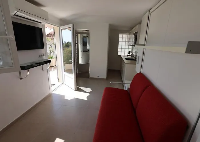 Renove Avec Terrasse, Climatisation Et Wifi Gratuit - Fr-1-196-166 Apartment Menton